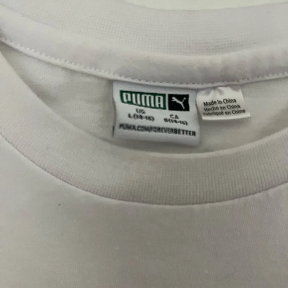 (5 for $50) White PUMA tee shirt - Picture 3 of 4